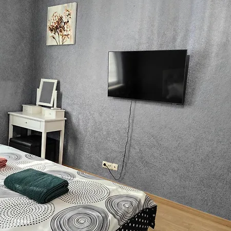 Maria-luiza's Cozy Apartment *